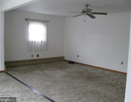 317 Pine Creek Dr, Molino PA  17961-9035 exterior