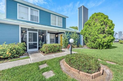 3351 Timberwood Cir, Naples, FL 34105-5608