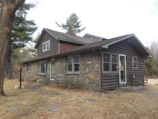 233 Elm Ave, Beckers Corners, NY 12158-1221