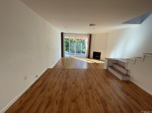103 Lakepines, Irvine, CA 92620-1923