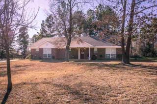194 Anderson Dr, Kilgore, TX 75662-0864