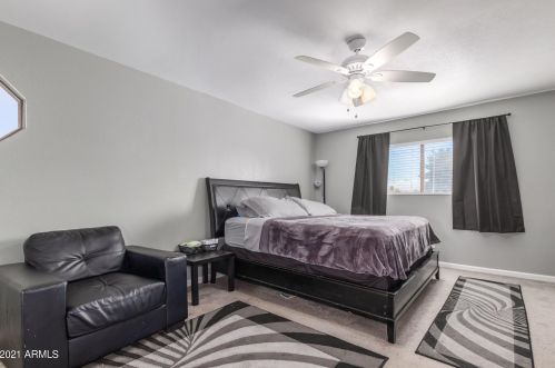 6441 Golden Ln, Glendale AZ  85302-4440 exterior