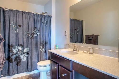 698 Emerald Dr, South Lebanon OH  45065-3003 exterior