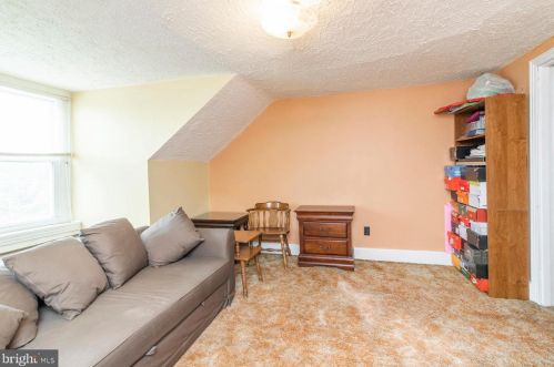 303 Washington St, Limerick, PA 19468-2537