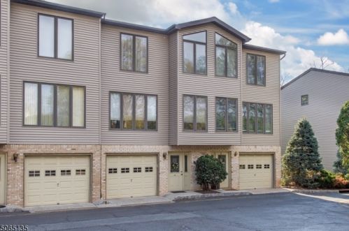 100 Passaic Ave, Nutley NJ  07110-3061 exterior