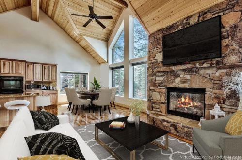 1649 Skyline Dr, South Lake Tahoe, CA 96150-4937