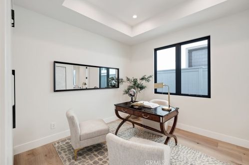 1813 Walnut Ave, Manhattan Beach CA  90266-5018 exterior
