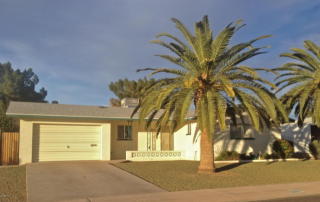 5626 Des Moines St, Mesa, AZ 85205-6622