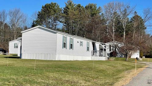 23 Ridgeview Ter, Carroll, NH 03598-5000