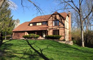 4876 Donegal Cliffs Dr, Dublin, OH 43017-8660
