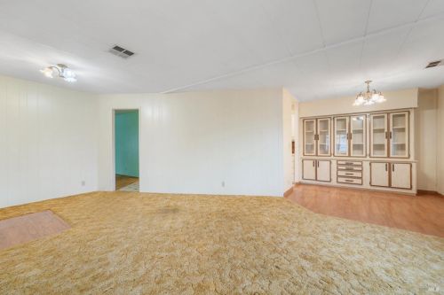 14 Bel Air Cir, Fairfield CA  94533-2811 exterior