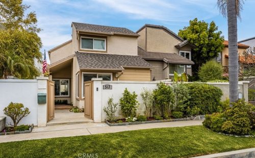 513 15th St, Huntington Beach CA  92648-4045 exterior