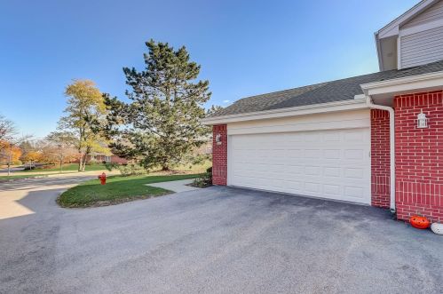 8993 Woodbridge Dr, Greendale WI  53129-1084 exterior