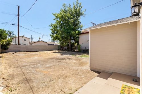 118 Cypress St, La Habra CA 90631-6865 exterior