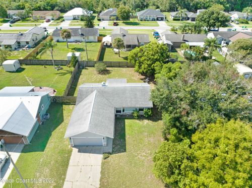 2909 Brandywine Cir, Titusville, FL 32796-1750