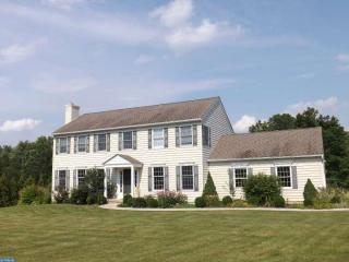 3600 School Rd, Kintnersville, PA 18930-9588