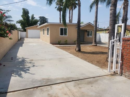 25453 Paloma Rd, San Bernardino, CA 92410-4135