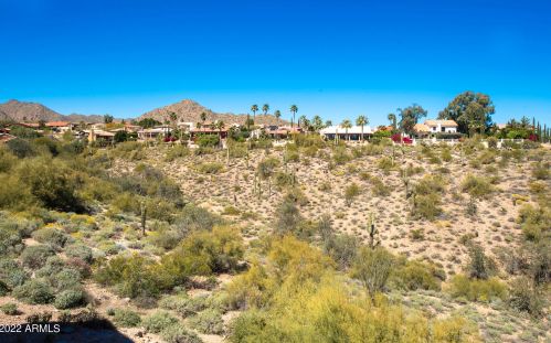 15414 Thistle Dr, Scottsdale AZ 85268-4346 exterior