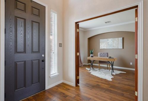 5216 Water Oak Dr, Lewisville TX  75028-1099 exterior