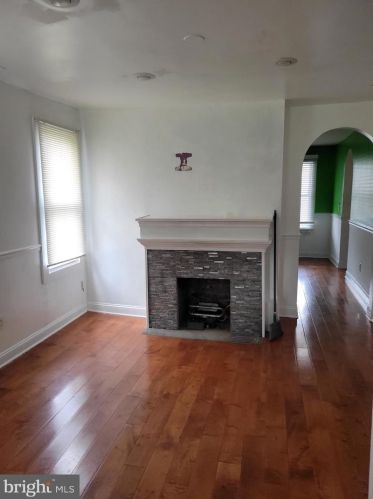 5215 Dix St, Washington DC 20019-6648 exterior