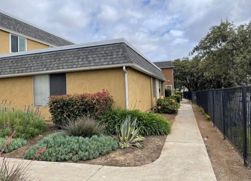 1191 Madera Ln, Vista, CA 92084-3443