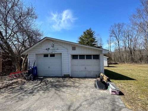 13 Spruce Rd, Middletown NY  10940-7523 exterior