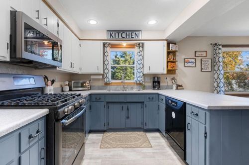 3391 Nautical Ave, Green Bay WI  54311-7235 exterior