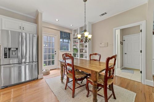 1811 Forest Meadow Ln, Richardson TX  75081-2166 exterior