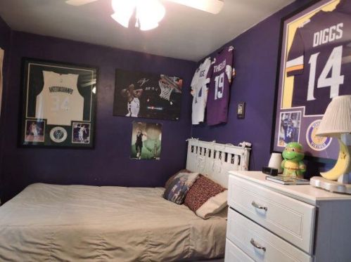 2225 107, Milwaukee WI 53226-2321 exterior