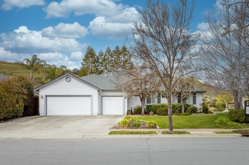 639 Adair Ct, Morgan Hill, CA 95037-3429