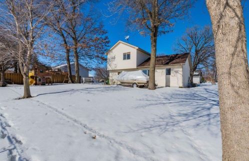 2164 124th Ave, Minneapolis, MN 55448-1299