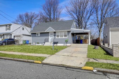 504 Park Dr, Perth Amboy, NJ 08861-1918