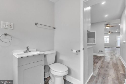 3073 Aramingo Ave, Philadelphia PA 19134-4315 exterior