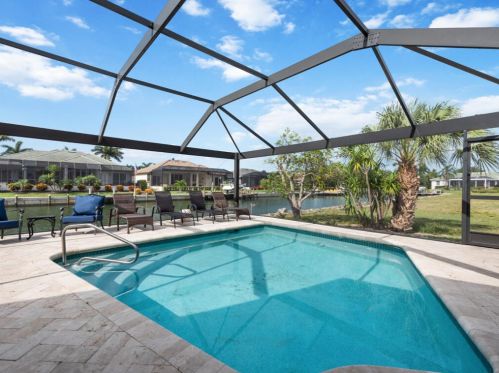 773 Holly Ct, Marco Island FL  34145-1915 exterior