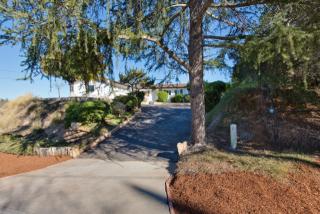 1233 Lemon Pl, Escondido, CA 92027-4709