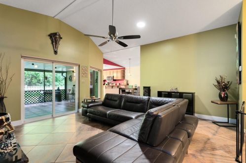 540 Moccasin Ct, Casselberry, FL 32707-5217