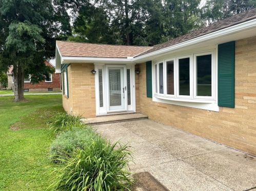 2742 Bardonner Rd, Gibsonia, PA 15044-8302