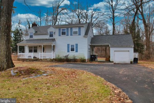 306 Cowpath Rd, Lansdale, PA 19446-1514