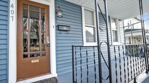 407 Walnut St, Catasauqua PA  18032-1704 exterior