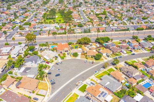 5132 Gardenia Ave, Long Beach CA  90807-1116 exterior