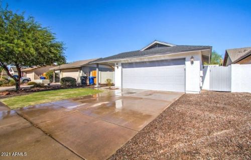 1979 Illinois St, Chandler, AZ 85225-7076