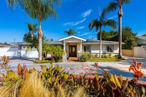 716 Fellows Dr, Orange, CA 92865-2855