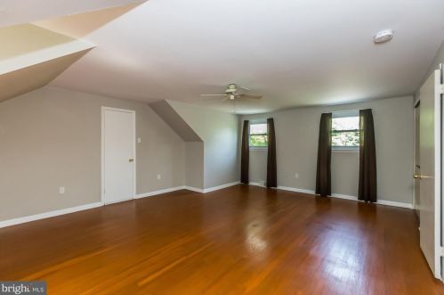 3105 Taft Rd, Norristown PA  19403-4053 exterior