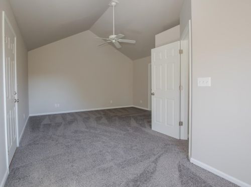 4004 Silhavy Rd, Valpo IN  46383-9146 exterior