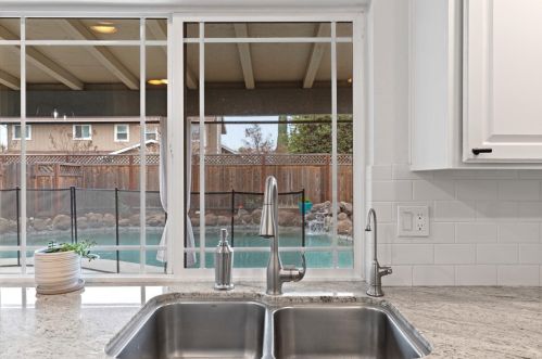 3633 Ganado Way, Modesto CA  95356-0309 exterior