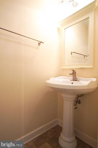 9710 Becker Ct, Fredericksburg VA  22408-9542 exterior