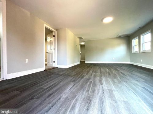 818 Philadelphia Ave, West Deptford NJ  08063-1335 exterior