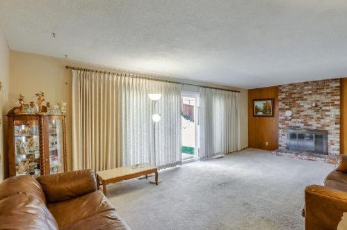 4510 Edwards Ln, Hayward, CA 94546-4735