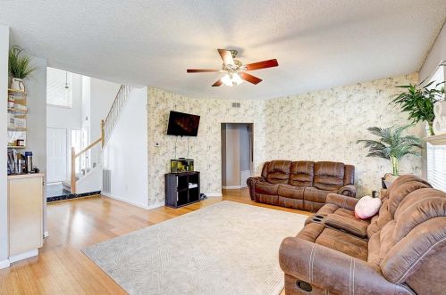 2213 Brooklake St, Denton TX  76207-1623 exterior