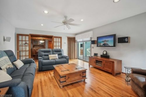 1504 Pine Grove Ave, Westfield NJ  07090-2225 exterior